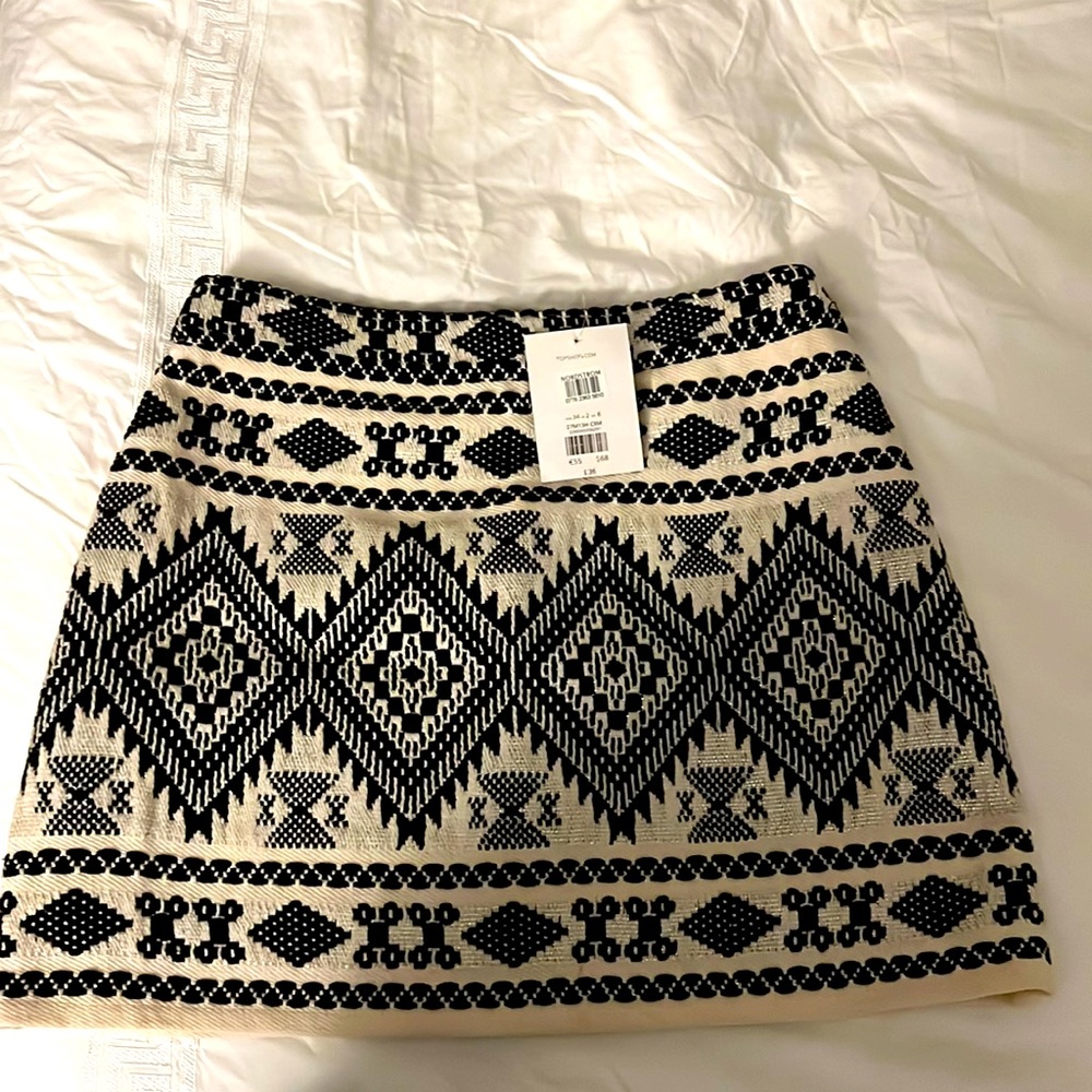 Topshop skirt size US 2